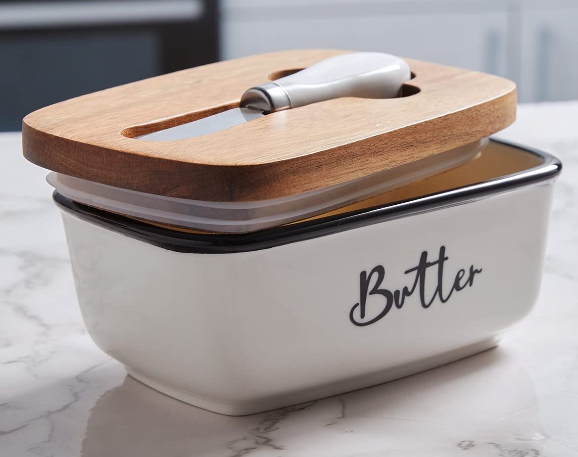 Farmhouse Butter Dish from ALELION