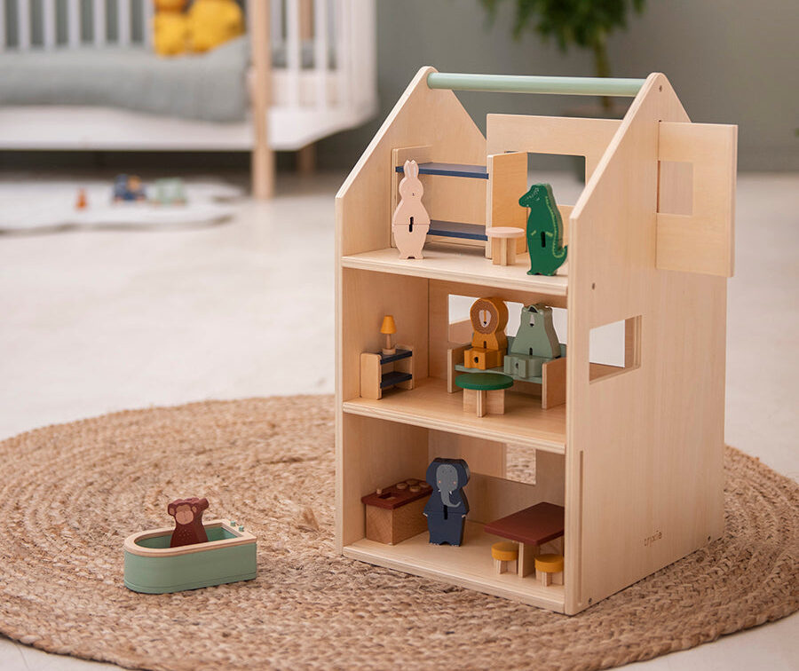 Simple and Perfect Playhouse for Your Kids