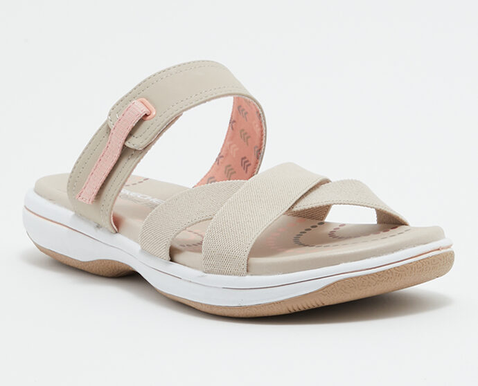 sketchers Criss-cross strap sandals