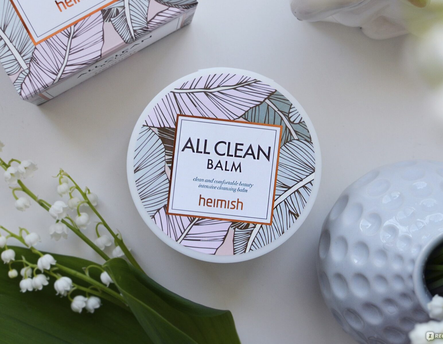 Try Heimish All Clean Balm to deeply cleanse your face!