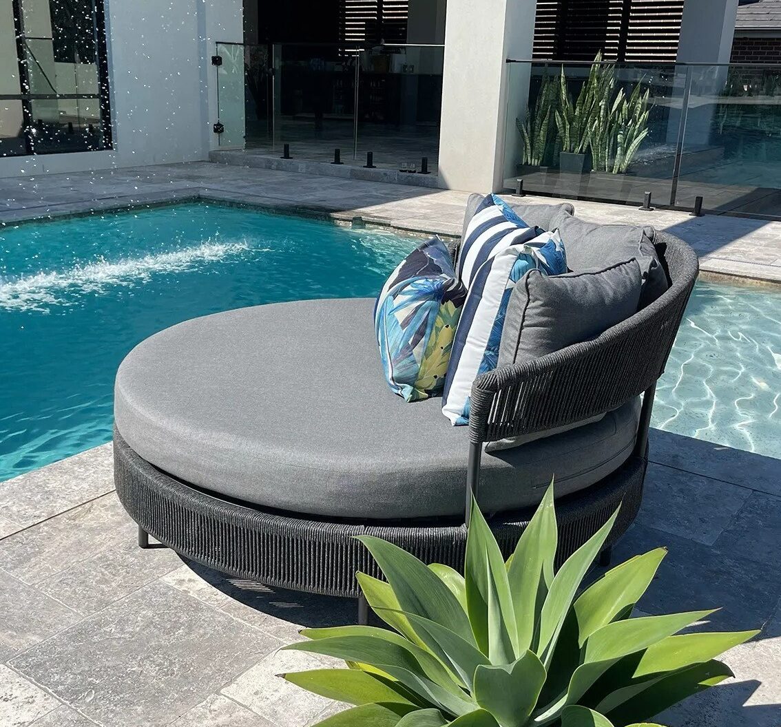 Nivala Rope Daybed