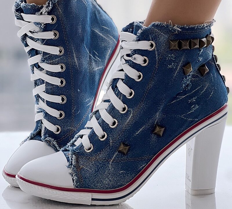 Studded Lace-up Raw Hem Canvas Chunky