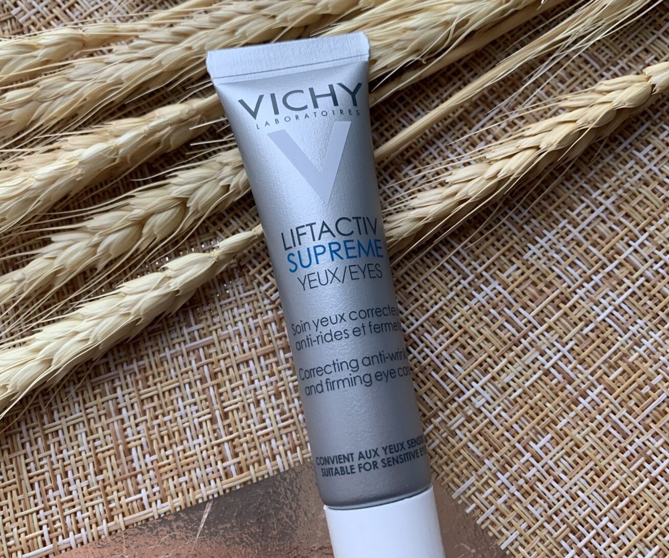 Dazzle Others With Your Rejuvenated Look With Vichy Liftactiv Yeux Eye Cream
