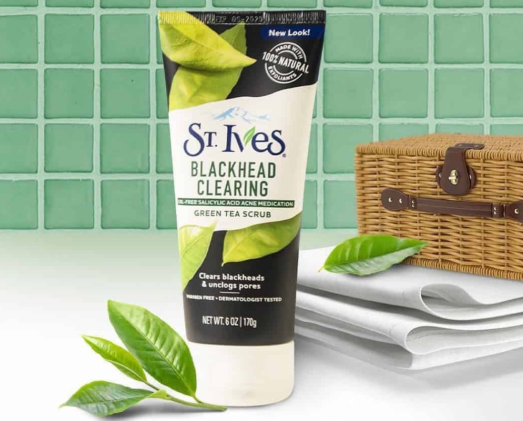 ST IVES BLACK HEAD CLEARING SCRUB